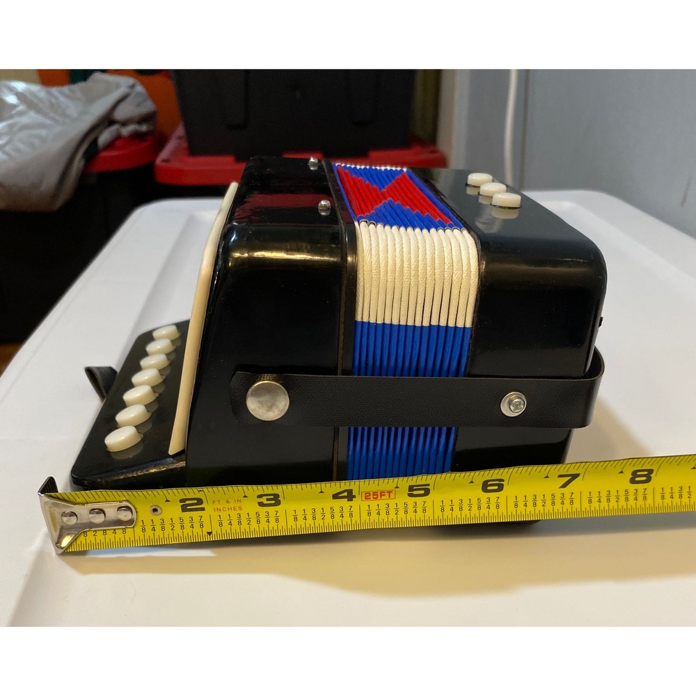 Vintage 7 Key Child Prodigy Midget Accordion. Polka Fun! - Picture 14 of 15